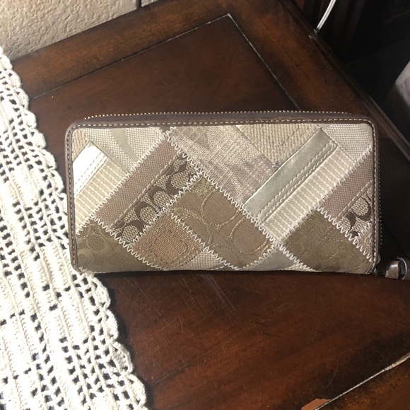 Coach Handbag Patchwork Turnlock Canvas Satchel/shoulder Bag/matching wallet - Picture 14 of 15